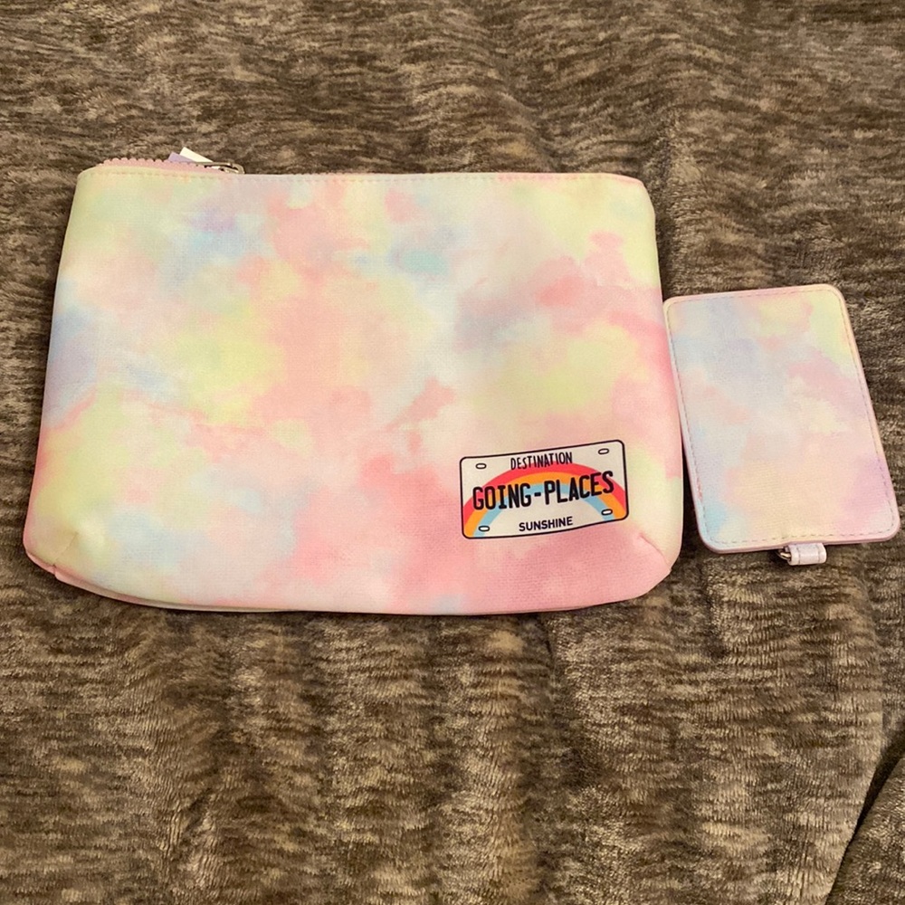 Madden Girl‎ Tie Dye Pouch Bag With Card Holder